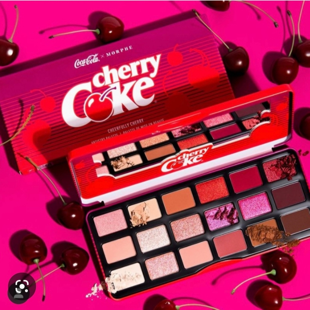 Morphe x Coca-Cola Cheerfully Cherry Eyeshadow Palette